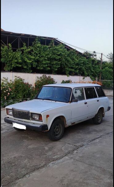 VAZ (LADA): VAZ (LADA) 2104: 1.6 l | 2011 il 250000 km Universal — 2