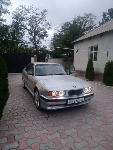 передний бампер опель вектра б: BMW 5 series: 2025 г., Седан