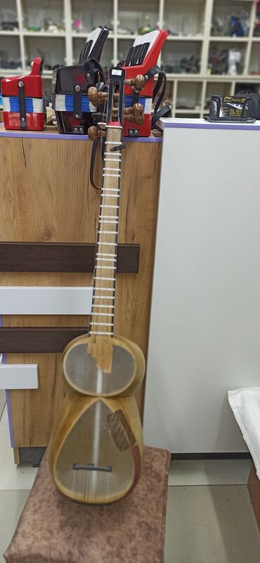 Digər ləvazimatlar: Tar professional Rast musiqi alətləri mağazası. Əhmədli, İnşaatçılar