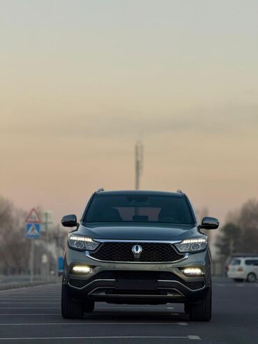 Другие автомобили: Внедорожник (5 дверей), цвет серый металлик. Основные особенности: - — 3