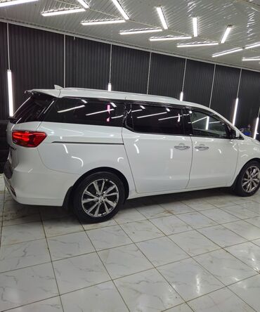 набор ключей для автомобиля б у: Kia Carnival: 2018 г., 2.2 л, Автомат, Дизель, Вэн/Минивэн