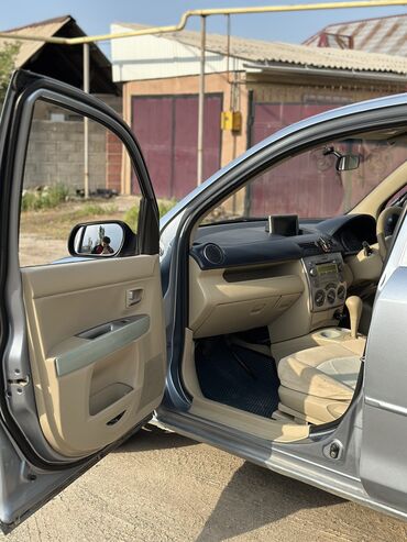 Mazda: Mazda Demio: 2004 г., 1.5 л, Автомат, Бензин, Хэтчбэк — 13