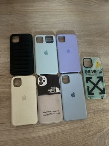 охладитель телефона: Набор разнообразных чехлов для iPhone 11, предлагающий различные стили