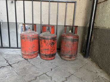 уголь цена: Продаю газовые баллоны (27 л), б/у в хорошем состоянии. Цена: 1300 сом