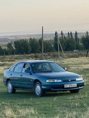 коробка на аккорд: Mazda 626: 1992 г., 2 л, Бензин, Седан