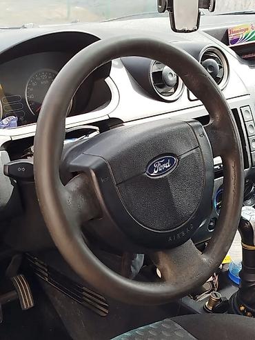 мото хонда: Ford Fiesta: 2005 г., 1.4 л, Механика, Бензин, Хэтчбэк — 4