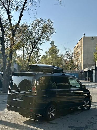 требует вложений: Honda Stepwgn: 2005 г. — 3