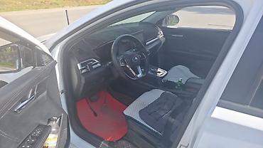 BYD: BYD E3: 2020 г., Автомат, Гибрид, Седан — 6