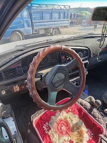 Mazda 626: 1989 г., Механика, Седан