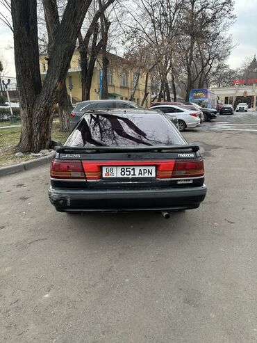 Mazda: Mazda 626: 1991 г., 2 л, Механика, Бензин, Хэтчбэк