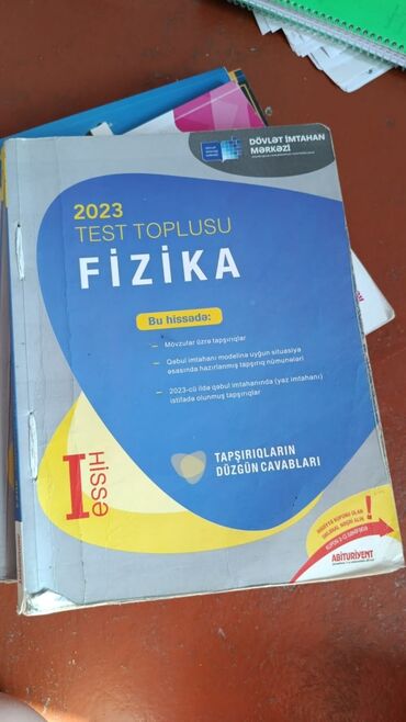 riyaziyyat test toplusu 1 ci hisse pdf yukle: Fizika Testlər 11-ci sinif, 1-ci hissə, 2023 il