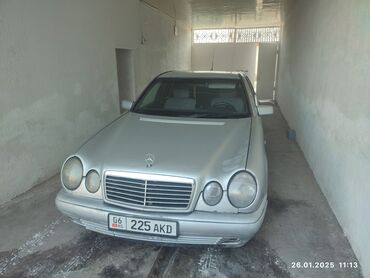 Mercedes-Benz: Mercedes-Benz 220: 1998 г., 3 л, Механика, Дизель, Седан