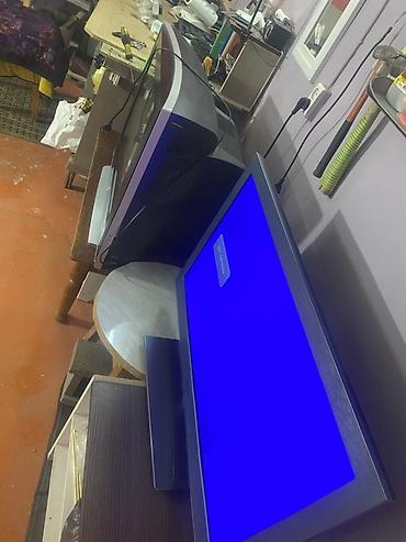 Телевизоры: Телевизор LG LED TV 32" цена указана за все что на фото! Продаю 2 — 2