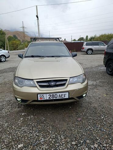 ауди а читири: Daewoo Nexia: 2008 г., 1.6 л, Механика, Бензин, Седан