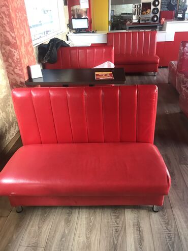 Digər restoran, kafe avadanlığı: Fastud və Burqer restorsnı ücunabsdanlıqlar satılır. Maqdonals — 4