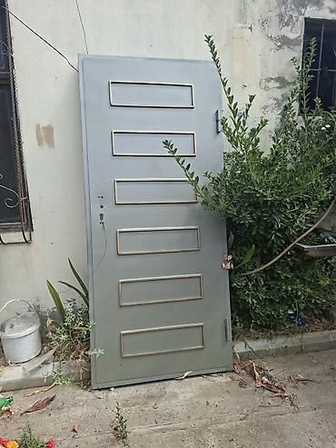 qapı paneli: Metall qapı - Material: polad/metal konstruksiya - Rəng: boz (mat) - — 1