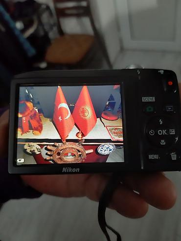 Фотоаппараты: Компактная цифровая камера Nikon Coolpix S2800 - Матрица 20 МП (серия — 6