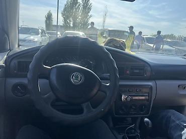 Skoda: Skoda Octavia: 2004 г., Седан — 5
