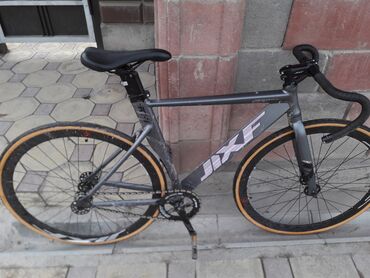 камеры для велосипедов: Шоссейный велосипед, Рама M (156 - 178 см)