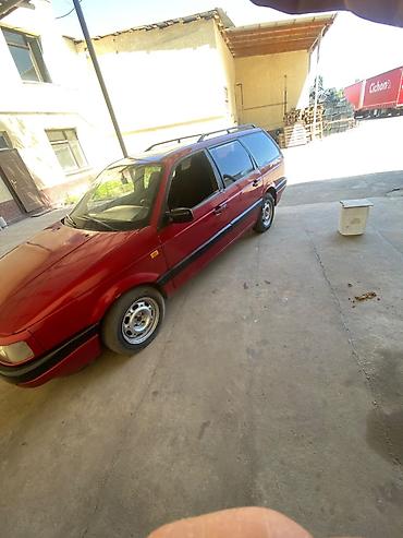 Унаа сатуу: Volkswagen Passat: 1989 г., Универсал — 4