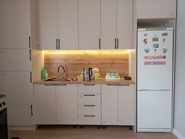 Мебель на заказ: Мебель на заказ, Кухня, Буфетница, Вешалки, Витрина, горка — 4