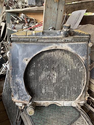 Грузовики: Грузовик — 12