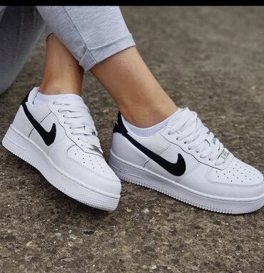 Women's Sneakers and athletic shoes: 36-46 za 3500 din 
pb — 5