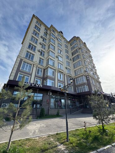 многоэтажные: Продается квартира в новом многоэтажном доме. Расположен в районе с