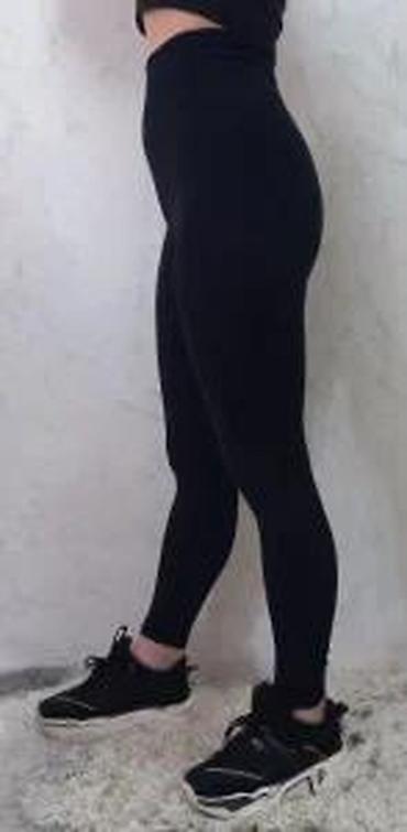 Helanke, biciklistički šortsevi: Crne ženske helanke sa visokim strukom - Klasičan, potpuno crn model na lalafo.rs — 17 Helanke, biciklistički šortsevi: Crne ženske helanke sa visokim strukom - Klasičan, potpuno crn model — 17