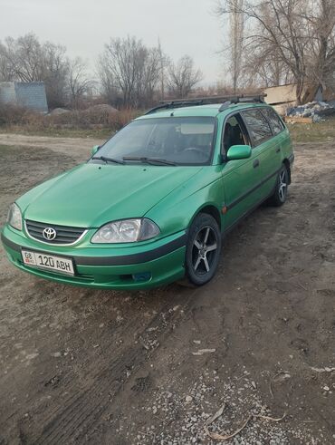 машина инвалитка: Toyota Avensis: 2002 г., 2 л, Механика, Дизель, Универсал