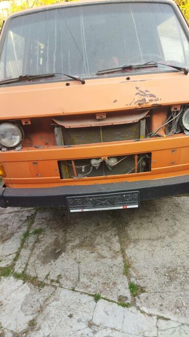 бусик машина: Volkswagen Transporter: 1987 г., 1.6 л, Механика, Дизель, Van