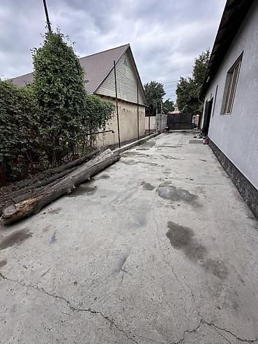 Продажа коттеджей и домов: 4 комнаты, 109 м², 5 соток, Бишкек, Дордой рынок / базар Собственник — 22