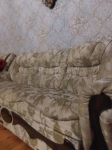 stul 2 ci el: Açılır, bazalıdır. 100 manata satılır. Az işlənmişdir — 4