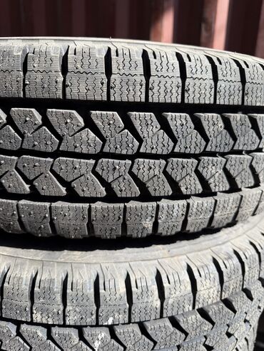 Шины: Шины 205 / 70 / R 16, Зима, Б/у, Комплект, Грузовики/Автобусы, Япония, Bridgestone — 3