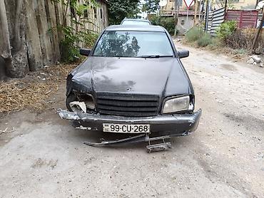 mercedesbenz 190 bufer: Mercedes-Benz C 180: 1.8 l | 1999 il Sedan — 7