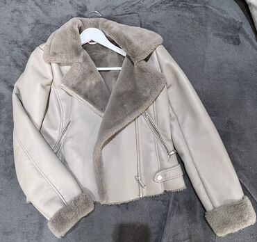женскую куртку новая: Palto Mango, S (EU 36), rəng - Boz