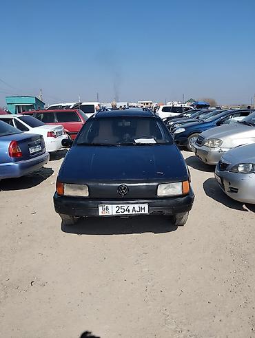 Volkswagen Passat Variant: 1990 г., 1.8 л, Механика, Бензин, Универсал