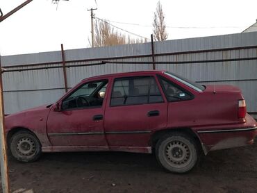 Daewoo: Daewoo Nexia: 2005 г., 1.6 л, Механика, Бензин, Седан