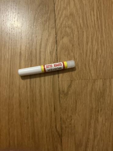 Lak-boya məhsulları: Moster Super Glue – sürətli yapışdırıcı - Tip: Səliqəli aplikatorlu — 1