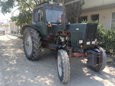 masin aksesuarları: Traktor prablemsi, motor 9.8 l, İşlənmiş