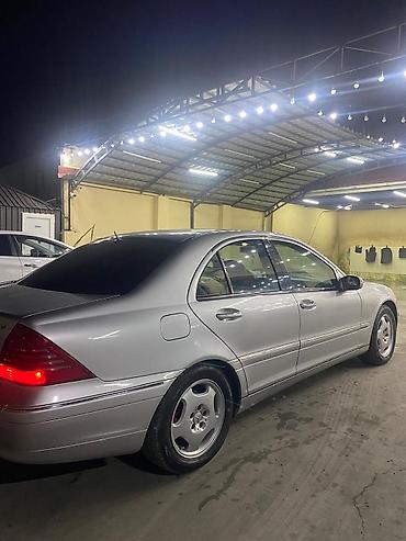 radiator mercedes: Mercedes-Benz C 320: 3.2 l | 2000 il Sedan — 6