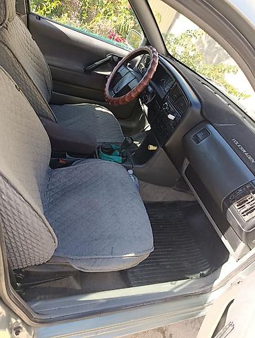 golf 3 1 6: Volkswagen Passat: 1992 г., 1.8 л, Механика, Бензин, Седан — 6