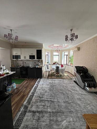 Продажа коттеджей и домов: 🏡 Продаётся: 2-этажный особняк с подвалом — 400 м² 📍 Локация: Бишкек — 6