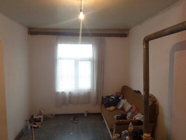 Həyət evləri və villaların satışı: Balaxanı qəs. 4 otaqlı, 100 kv. m, Kredit yoxdur, Orta təmir — 3