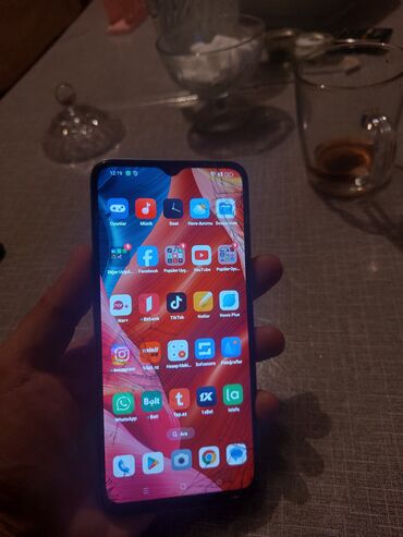 Huawei: Oppo A57s, 128 ГБ, цвет - Белый, Отпечаток пальца