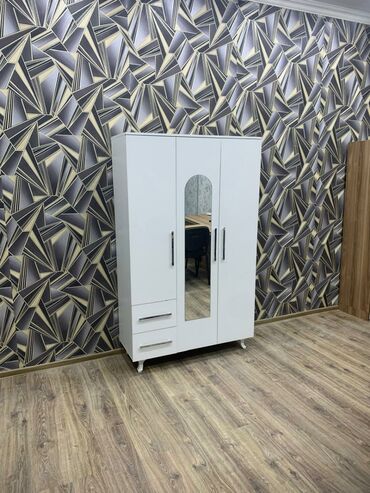 Dolablar: Yeni, Açılan, 3 qapılı Düz dolab, Qarderob, paltar dolabı — 9