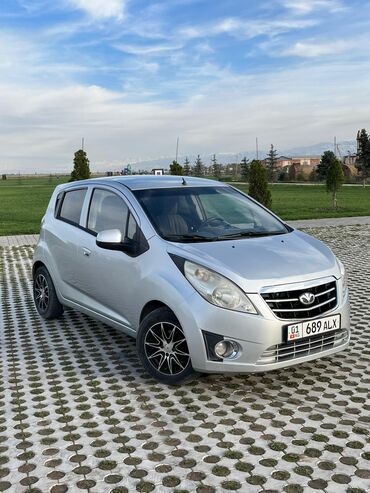 форестер 2009: Chevrolet Spark: 2009 г., 0.9 л, Автомат, Бензин