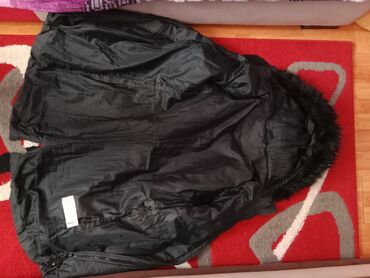 Zimske jakne: Hummel, XL (EU 42), Jednobojni, Sa postavom — 8