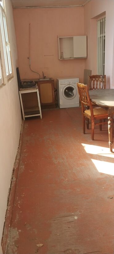 xacmaz kiraye ev: 180 м², 2 комнаты