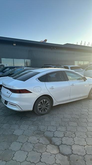 BYD: BYD Qin: 2023 г., Автомат, Электромобиль, Седан — 3